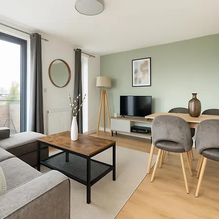 Modern Apartment In Colindale